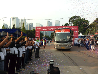 140 bus yang memuat 8.260 pemudik dari wilayah Jabodetabek telah diberangkatkan di Parkir Timur Senayan, Jakarta / (Foto: detikcom)