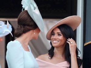 Berbagai Momen Sister Goals Kate Middleton dan Meghan Markle Berbagai Momen Sister Goals Kate Middleton dan Meghan Markle