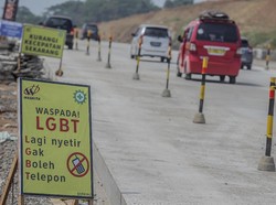 Ada Peringatan Waspada LGBT di Jalur Mudik Batang-Semarang