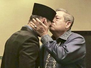 Balas-membalas AHY dan SBY di Twitter soal Hari Ayah