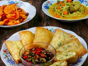 Nyamm! Kriuk Renyah Martabak Tahu Pilihan Netizen untuk Buka Puasa