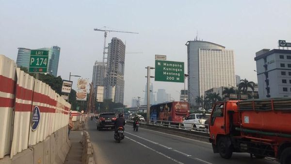 Wus...!!! Cawang-Kuningan Hanya 5 Menit
