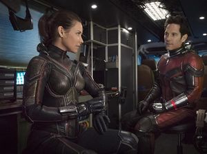 Paul Rudd dan Evangeline Juga Kompak di Luar Ant-Man and The Wasp