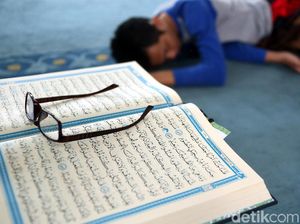 Surat Al Balad Ayat 4: Kesulitan di Tiap Fase Kehidupan Surat Al Balad Ayat 4: Kesulitan di Tiap Fase Kehidupan