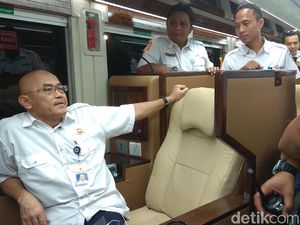Ini Kesan Sekjen Kemenhub Saat Coba Kereta Api Sleeper Ini Kesan Sekjen Kemenhub Saat Coba Kereta Api Sleeper