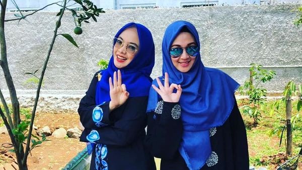 Resmi Cerai, Dina Lorenza Sibuk Nyaleg