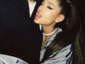 Baru 24 Hari Pacaran, Ariana Grande Dikabarkan Tunangan dengan Kekasihnya