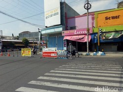 Antisipasi Kemacetan, Polisi Ponorogo Lakukan Rekayasa Lalu Lintas