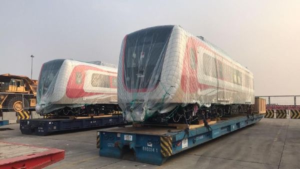 Enam Gerbong LRT Jakarta dari Korsel Kembali Tiba