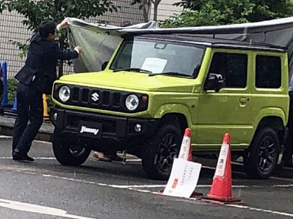 Tampang Jimny Terbaru Mirip Land Rover Defender tapi Lebih Kecil
