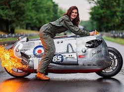 Ini Motor Apa Pesawat Tempur?