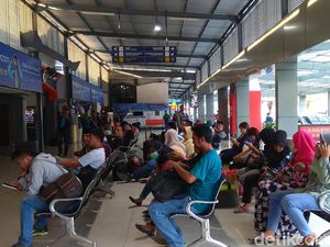 H-3 Lebaran, DAOP 8 Surabaya Lepas 236.400 Penumpang H-3 Lebaran, DAOP 8 Surabaya Lepas 236.400 Penumpang