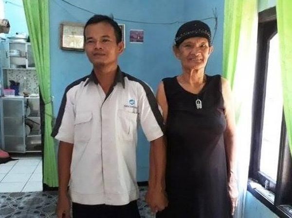 Potret Rumah Tangga Nenek Manih yang Viral karena Hamil di Usia 70-an Tahun