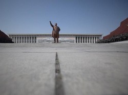 Gelapnya Korea Utara Malam Hari Dilihat dari Antariksa