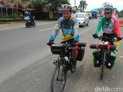 Demi Lebaran, Pemudik Ini Tempuh Jakarta-Yogya Bersepeda
