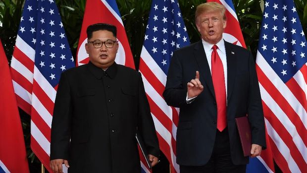 Donald Trump Tiba di Vietnam Temui Kim Jong-Un