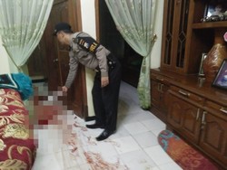 Siswa SMP di Kediri Dibacok Pencuri yang Masuk Rumahnya