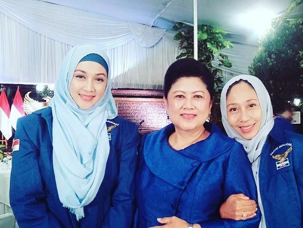 Dina Lorenza Kenang Panggilan Sayang dari Bu Ani Yudhoyono