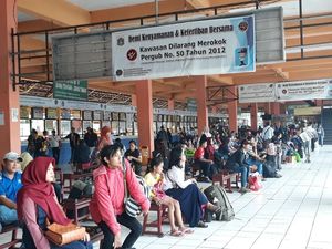 Arus Balik Mulai Ramaikan Terminal Kp. Rambutan