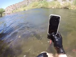 iPhone X Bertahan Setelah Terendam 2 Minggu di Sungai