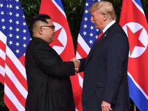 Duh! Suvenir #TrumpKimSummit Diduga Mengandung Virus