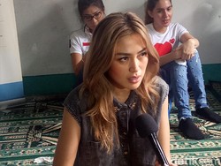 Jessica Iskandar Berbagi Kebahagiaan di Rumah Singgah