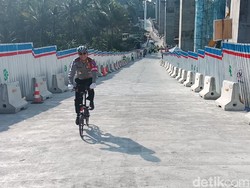 Video Kakorlantas Naik Sepeda di Tanjakan Kali Kenteng