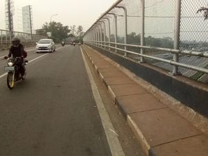 Iseng, Motif 2 ABG Lempar Batu ke Mobil di Tol Ciracas Iseng, Motif 2 ABG Lempar Batu ke Mobil di Tol Ciracas