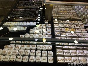 Ramai-ramai Jual Emas Habis Libur Lebaran