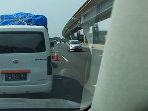 Pemudik Sebut Contraflow Tol Cikampek Lebih Macet, Ini Kata Jasa Marga