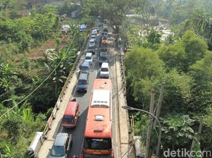 Sejumlah Hambatan ini Bikin Kemacetan di Jalur Nagreg