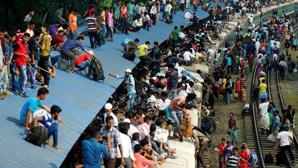 Potret Mengerikan Perjuangan Mudik Bertaruh Nyawa