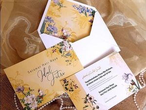 Strategi Pengusaha Kartu Ucapan Idul Fitri di Era Digital Strategi Pengusaha Kartu Ucapan Idul Fitri di Era Digital