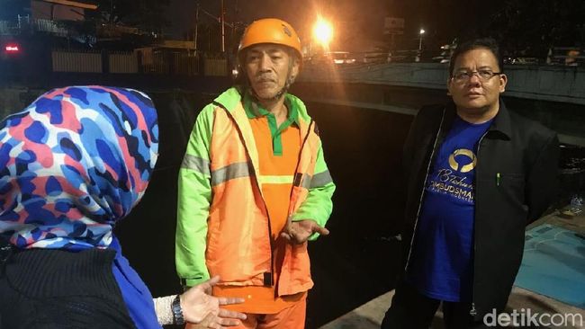 Petugas Jaga Pintu Air Manggarai Masih Honorer, Ombudsman: Ironis Petugas Jaga Pintu Air Manggarai Masih Honorer, Ombudsman: Ironis