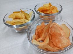 Banyak Pesaing di Bisnis Snack? Cobain 3 Jurus Ini Biar Tetap Cuan