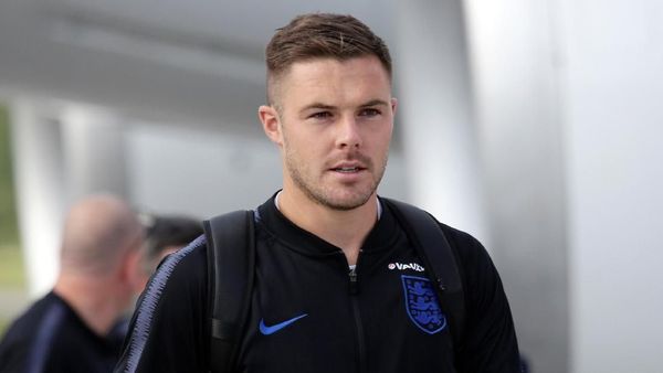 Jack Butland, Kiper Tampan Timnas Inggris Ternyata Suka Berpose dengan Makanan