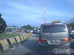 Antrean Mengular, Gerbang Tol Palimanan Macet 2 Km