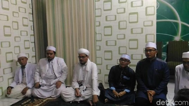 FPI akan Takbiran Keliling Jakarta FPI akan Takbiran Keliling Jakarta
