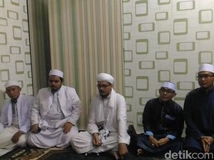FPI akan Takbiran Keliling Jakarta FPI akan Takbiran Keliling Jakarta