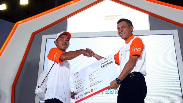 BNI Berangkatkan Ribuan Pemudik di Stasiun Gambir
