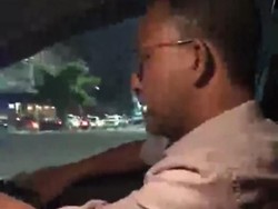 Tengah Malam, Anies Live IG Sambil Nyetir Mobil