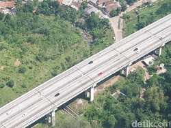 Cek Lalin Arus Mudik dari Helikopter