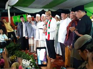 Sandi Minta Warga Tak Berzakat ke Manusia Gerobak