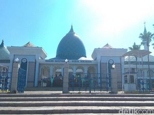 Catat Rek, Jadwal Salat Warga Surabaya dan Sekitarnya Catat Rek, Jadwal Salat Warga Surabaya dan Sekitarnya