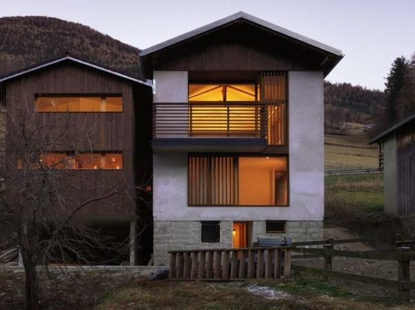 Keren, Lumbung Tua Berusia 98 Tahun Disulap Jadi Rumah Kayu