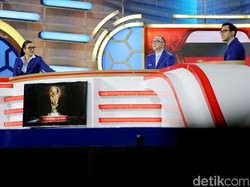 Acara semakin dimeriahkan dengan host andalan dari pasangan Donna Agnesia dan Darius Sinathrya.
