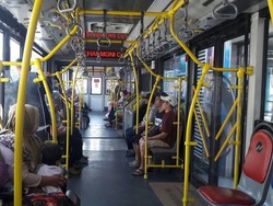 Asyiknya Wisata Naik TransJakarta Tanah Abang Explorer