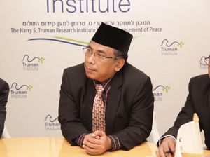 Cara Yahya Cholil Staquf Jawab Kecaman soal Kunjungan ke Israel