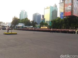 Polda Metro Apel Pengamanan Malam Takbiran dan Salat Idul Fitri Polda Metro Apel Pengamanan Malam Takbiran dan Salat Idul Fitri