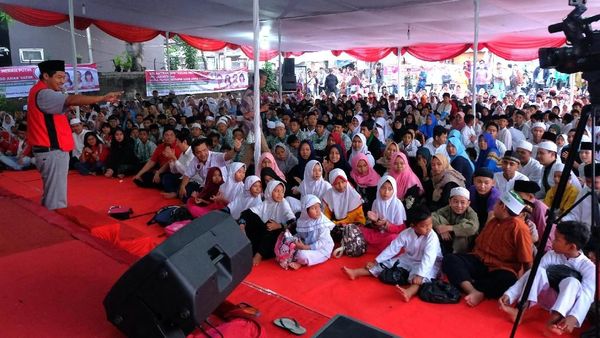 Santunan untuk 1.000 Anak Yatim Piatu